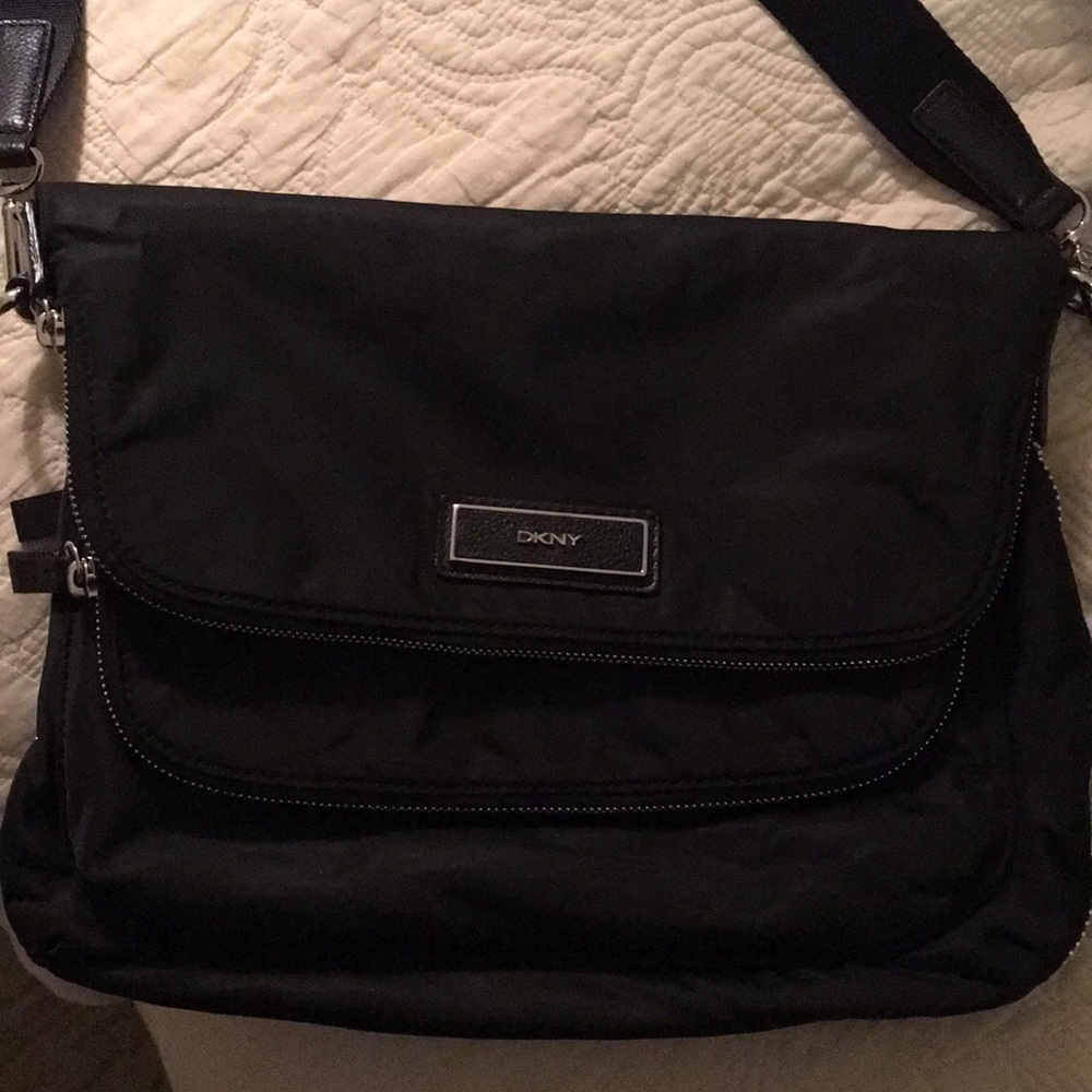 DKNY Nylon Expandable Crossbody bag with dust bag